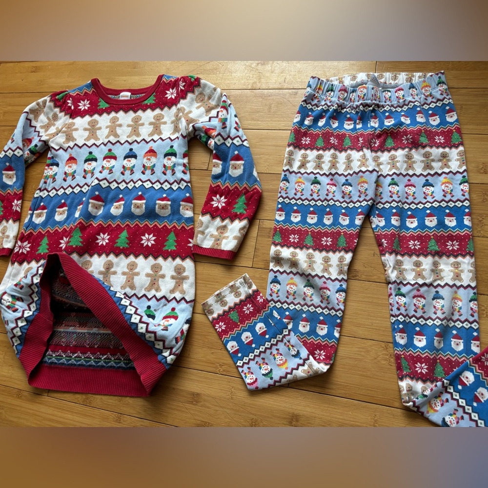 Gymboree matching Christmas outfit. Sweater tunic style top and stretch leggings